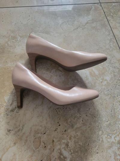 Comfy heels - Thumbnail 3