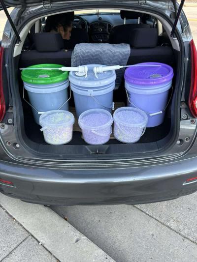 5 gallon Laundry detergent - Thumbnail 3