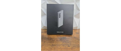 Samsung Galaxy Z Fold 6 512GB Unlocked  Silver Shadow NEW - Thumbnail 3