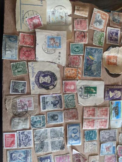 Vintage Stamps 1885 to 1990s - Thumbnail 5