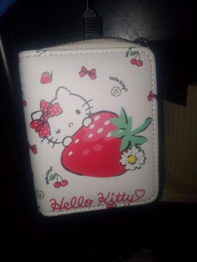 hello kitty wallets - Thumbnail 3