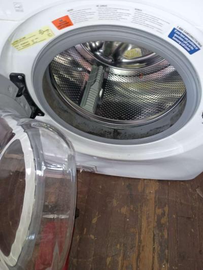 Samsung washer has been tested works fine in good condition - Thumbnail 2