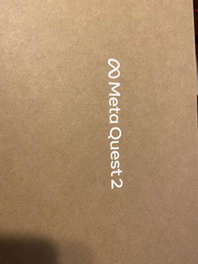 Oculus Meta Quest 2 - Thumbnail 4