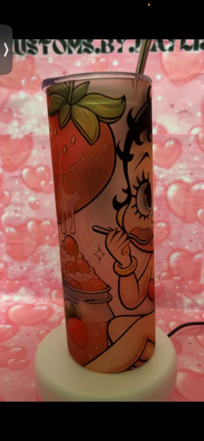 Strawberry Betty Boop frosted tumbler - Thumbnail 2