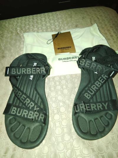 Burberry sandals size 10 - Thumbnail 2