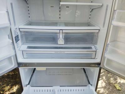 Samsung Refrigerator and Freezer - Thumbnail 4