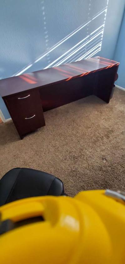 computer desk and chair - Thumbnail 5