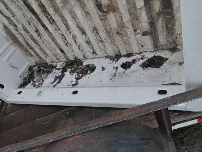 2009 Chevy or GMC Pickup Truck 8 ft Bed OEM Factory Like New - Thumbnail 5