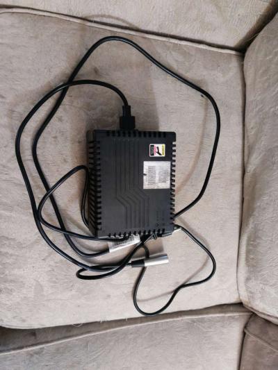 Blue And Black Pride Maxima Mobility Scooter - Thumbnail 5