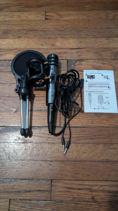 Customize PC Setup with 2k LG Monitor and microphone - Thumbnail 6