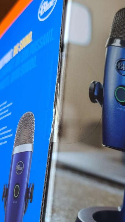 BRAND NEW Blue Yeti Nano Microphone - Thumbnail 4