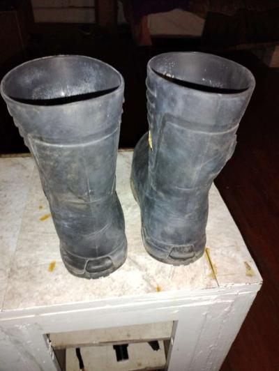 boots 13 - Thumbnail 3