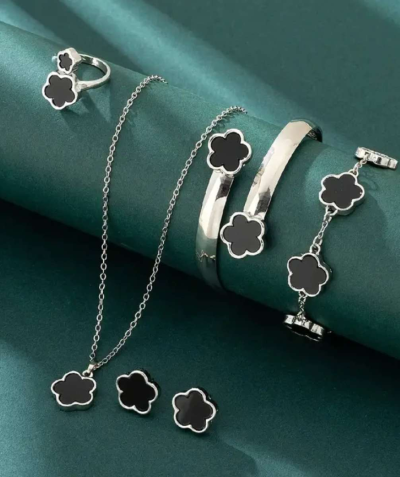 Elegant 4 Piece Pendant - Thumbnail 2