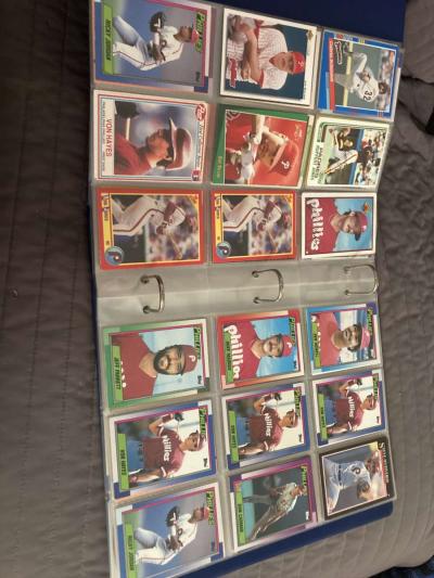 binder of baseball cards - Thumbnail 4