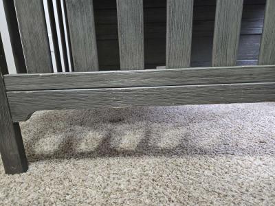 baby crib with matching dresser - Thumbnail 4