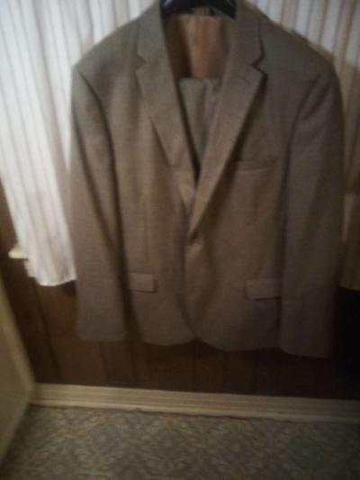 CARRAVELLI COLLECTION 42R Goldish color Power suit 485 - Dallas, Texas