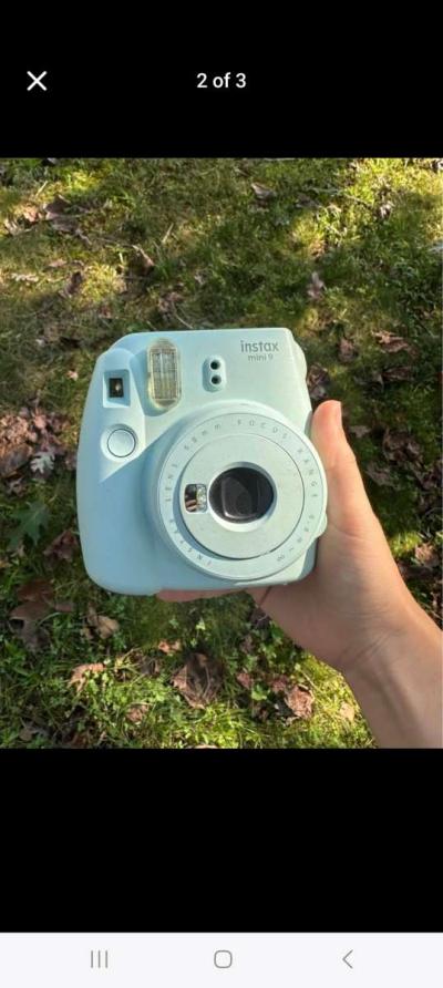 I have two  the other one I dont need come with case - Thumbnail 2