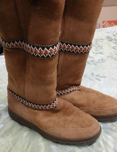 ugg boots - Thumbnail 3