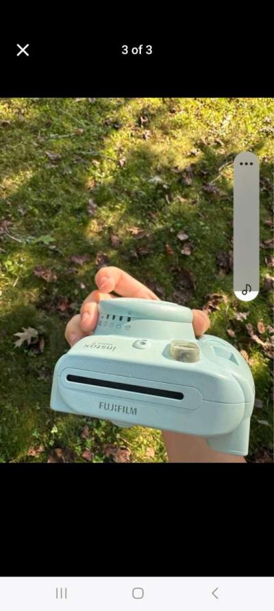 I have two  the other one I dont need come with case - Thumbnail 3