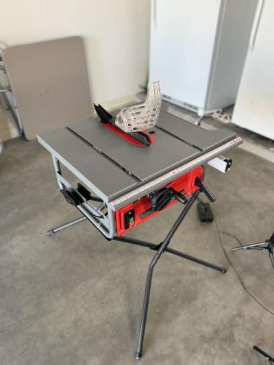 Portable Craftsman Table Saw  Reliable and Ready for Any Job - Thumbnail 2