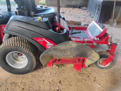 Ferris lawnmower - Thumbnail 3