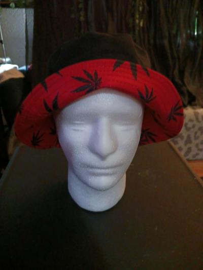 New reversible red leaf bucket hat - Thumbnail 3