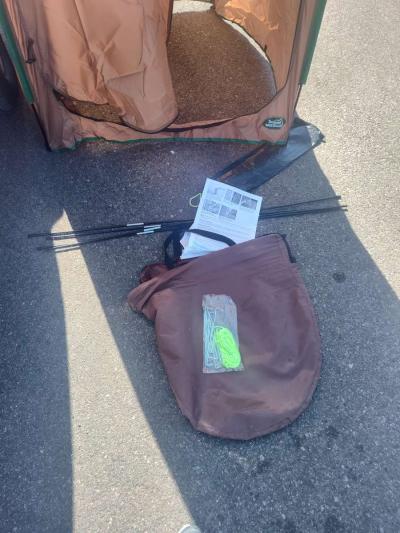 outside privacy tent - Thumbnail 3