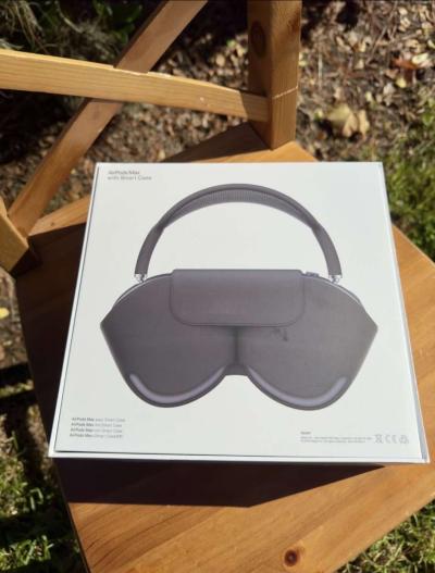 Airpod Max Space Gray SEALED - Thumbnail 2