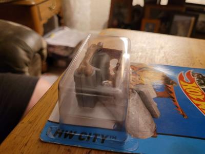 hot wheels  the Flintstones  the flintmoble - Thumbnail 3