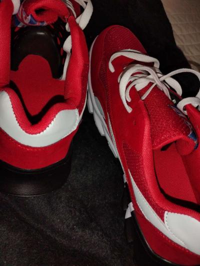 brand new tennis shoes - Thumbnail 3