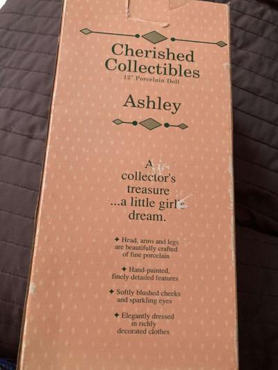 Cherishable collections Ashley porcelain doll Cherishable - Thumbnail 2