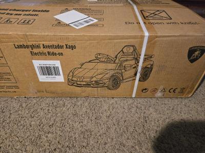 Lamborghini Aventador Ride on toy - Thumbnail 6