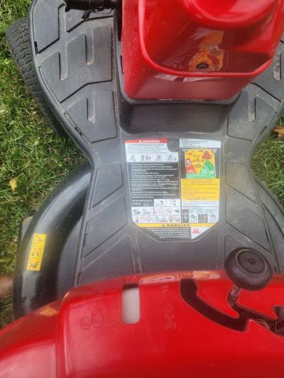 2017 TroyBilt Riding Mower - Thumbnail 5