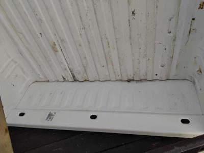 2009 Chevy or GMC Pickup Truck 8ft Bed OEM Factory No Rust - Thumbnail 6