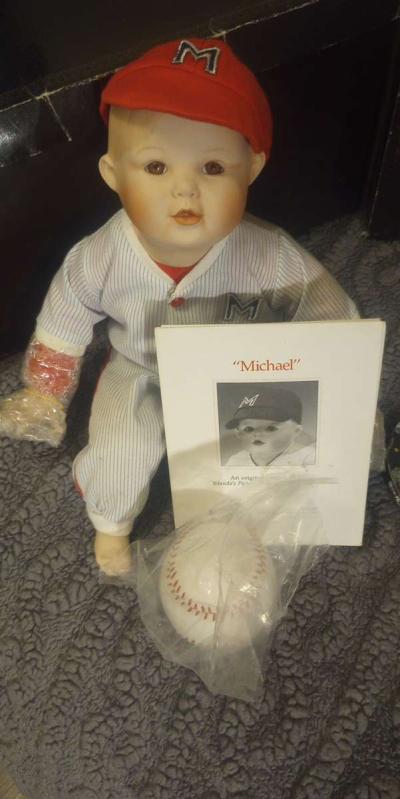 porcelain dolls - Thumbnail 2