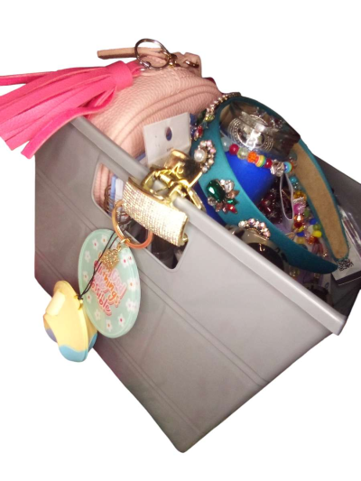 Boxy Charm 1st Ever Baddie Gift Box - Thumbnail 2