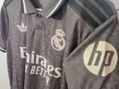 Real Madrid Jersey Soccer 2025 Player Version Size XL 2XL - Thumbnail 6