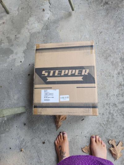 mini Stepper  brand new still in box - Thumbnail 2