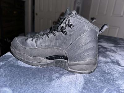 Jordan 12 Black - Thumbnail 3
