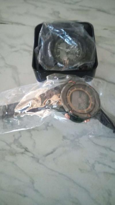 the 3 watchs of battery new - Thumbnail 3