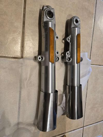 2017 HarleyDavidson street glide forks - Thumbnail 2