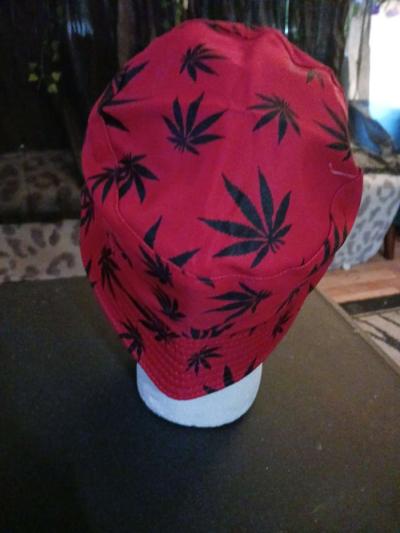 New reversible red leaf bucket hat - Thumbnail 2