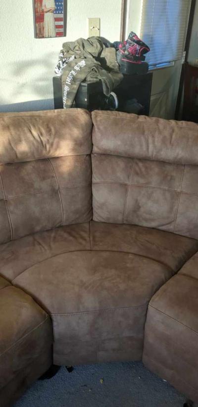 sectional couch - Thumbnail 3