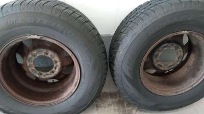 set of 4 tires and wheels R15 is for SNOW - Thumbnail 4