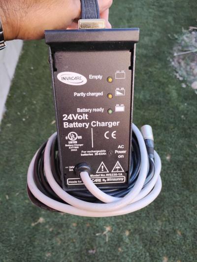 Invacare Power Wheelchair - Thumbnail 3