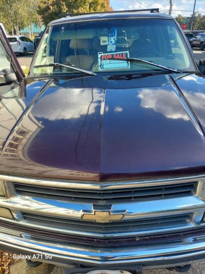 1996 high performance Tahoe - Thumbnail 2