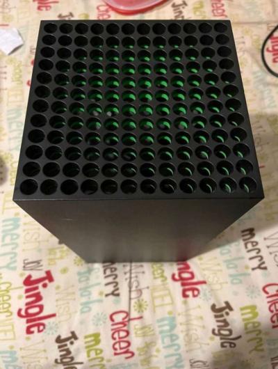 Xbox Series X - Thumbnail 5