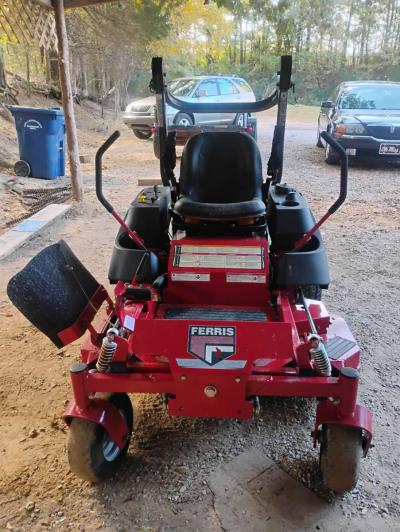 Ferris lawnmower - Thumbnail 2
