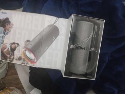 Bluetooth speaker brand new - Thumbnail 3