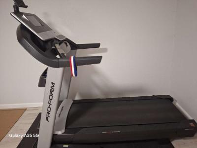 Pro treadmill - Thumbnail 2